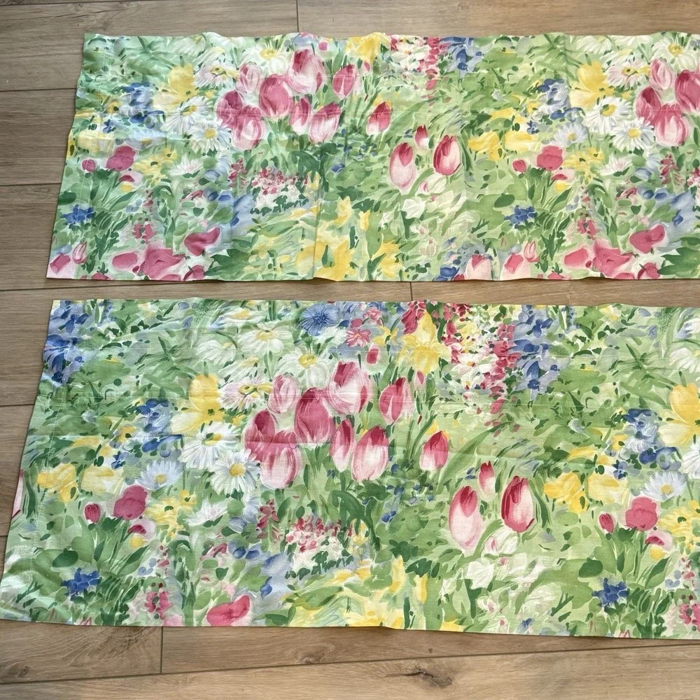 JC Penny Floral Tulip Valance Set of 2‎ 86